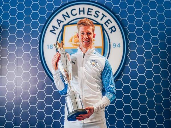 De Bruyne giành giải Cầu thủ xuất sắc nhất của PFA lần thứ 2 De Bruyne giành giải Cầu thủ xuất sắc nhất của PFA lần thứ 2