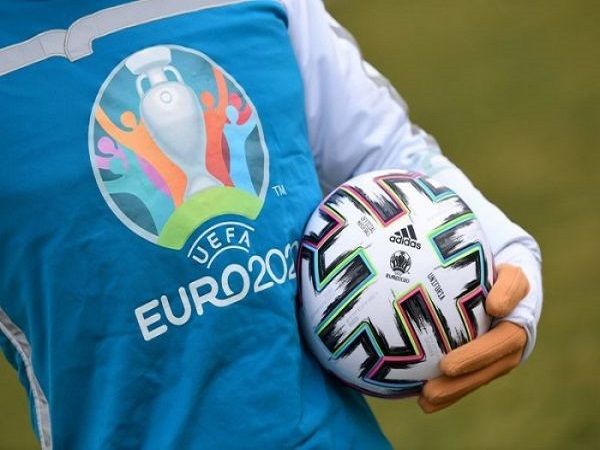 Euro mấy năm tổ chức 1 lần? Euro mấy năm tổ chức 1 lần?