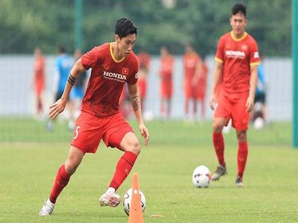 Bóng đá Việt Nam 24/8: Văn Hậu phải rời đội tuyển Việt Nam Bóng đá Việt Nam 24/8: Văn Hậu phải rời đội tuyển Việt Nam