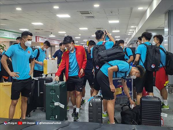 Bóng đá Việt Nam ngày 13/6: U23 Việt Nam chia 2 nhóm về nước Bóng đá Việt Nam ngày 13/6: U23 Việt Nam chia 2 nhóm về nước