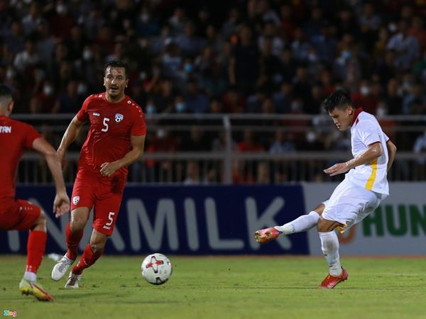 Bóng đá VN 24/6: Tuyển Việt Nam tụt một bậc trên BXH FIFA Bóng đá VN 24/6: Tuyển Việt Nam tụt một bậc trên BXH FIFA