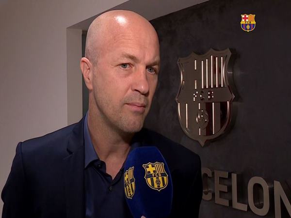 Bóng đá QT 17/12: Sếp lớn gợi ý về sự thay đổi cho Barca Bóng đá QT 17/12: Sếp lớn gợi ý về sự thay đổi cho Barca