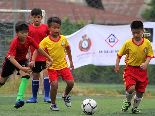 Thực hành cách ban bật hiệu quả trong bóng đá mỗi ngày Thực hành cách ban bật hiệu quả trong bóng đá mỗi ngày